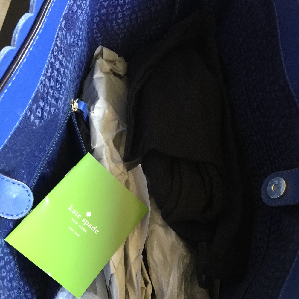 🚫SOLD🚫🥂HP kate spade LG Maxime Maple Court Tote - Picture 3 of 3